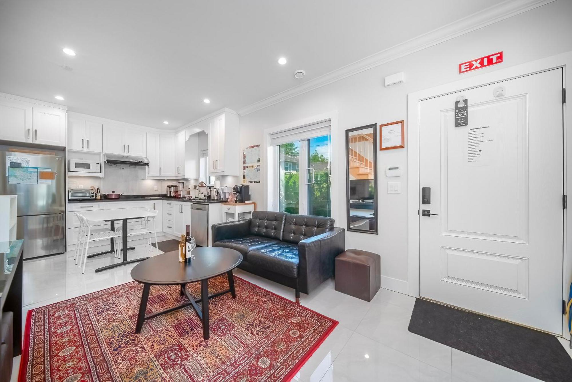New Laneway House Near Airport, Downtown, Ubc Apartment แวนคูเวอร์ ภายนอก รูปภาพ